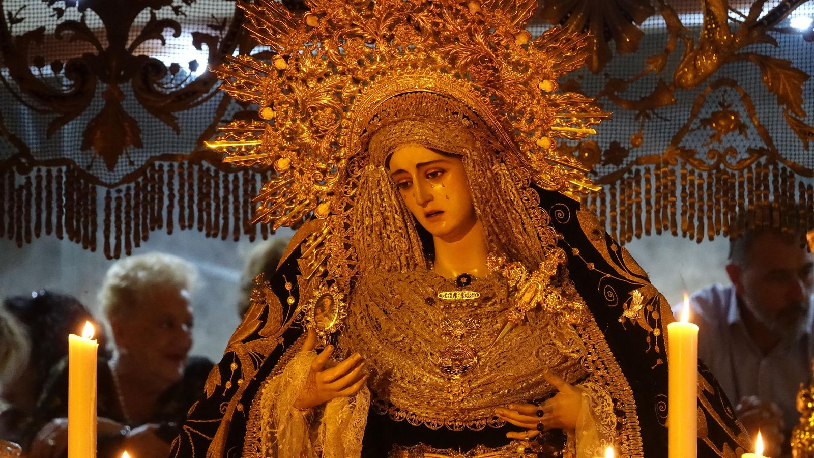 Las fotos del Sepulcro en el Viernes Santo de Málaga