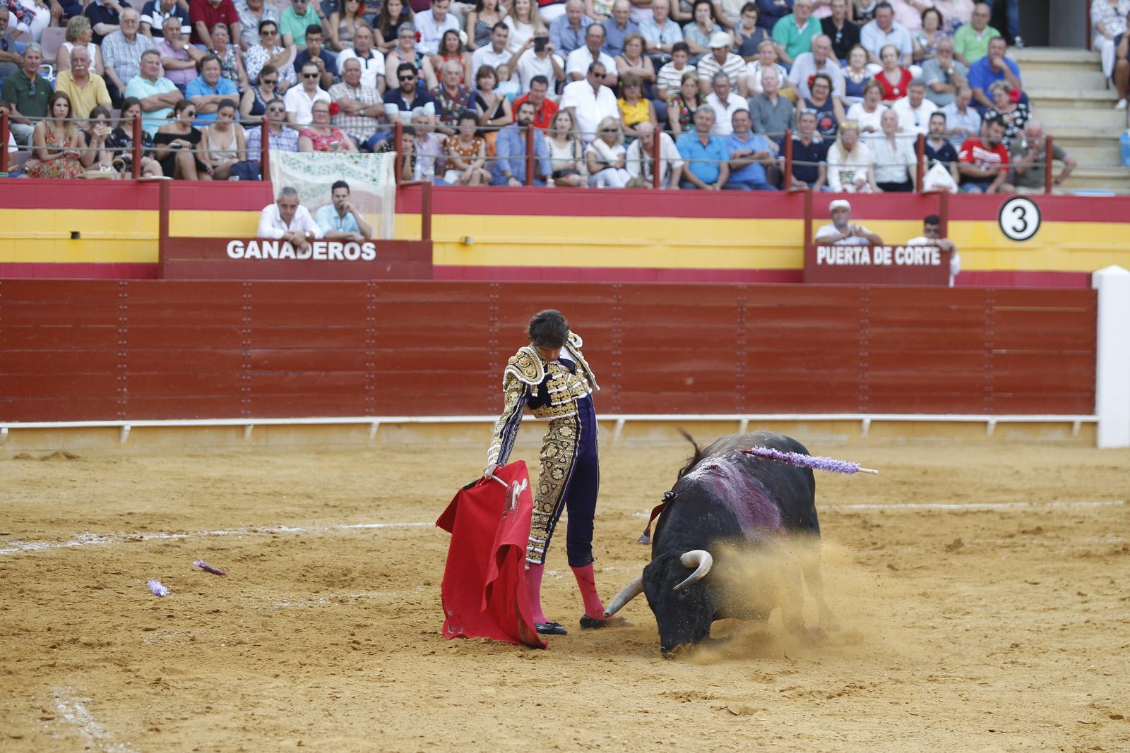 Fotogalería corrida de toros Roquetas de Mar. El Fandi, Castella, Cayetano.