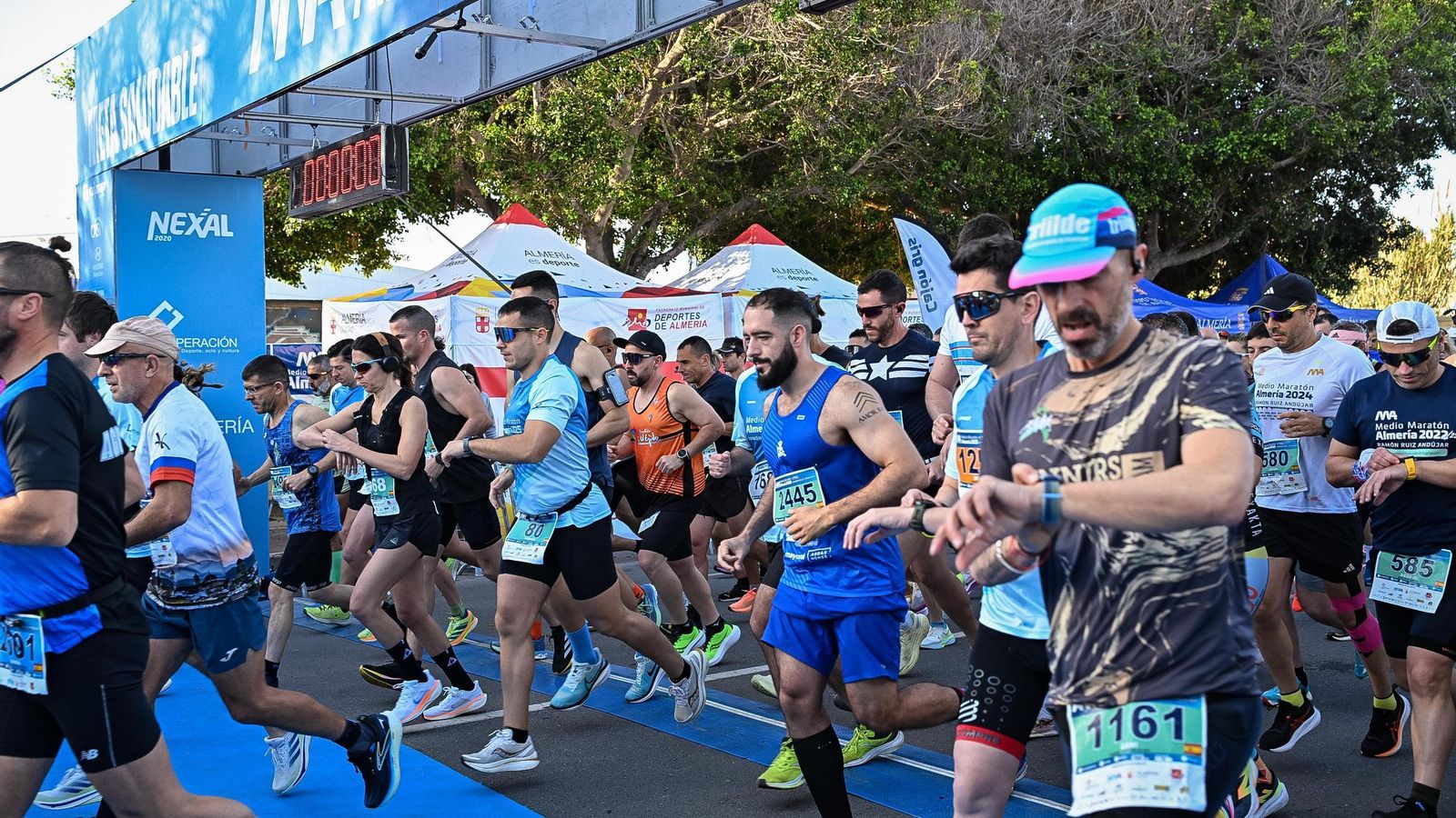 Inicio de la prueba deportiva celebrada en la capital almeriense. Inicio de la prueba deportiva celebrada en la capital almeriense.