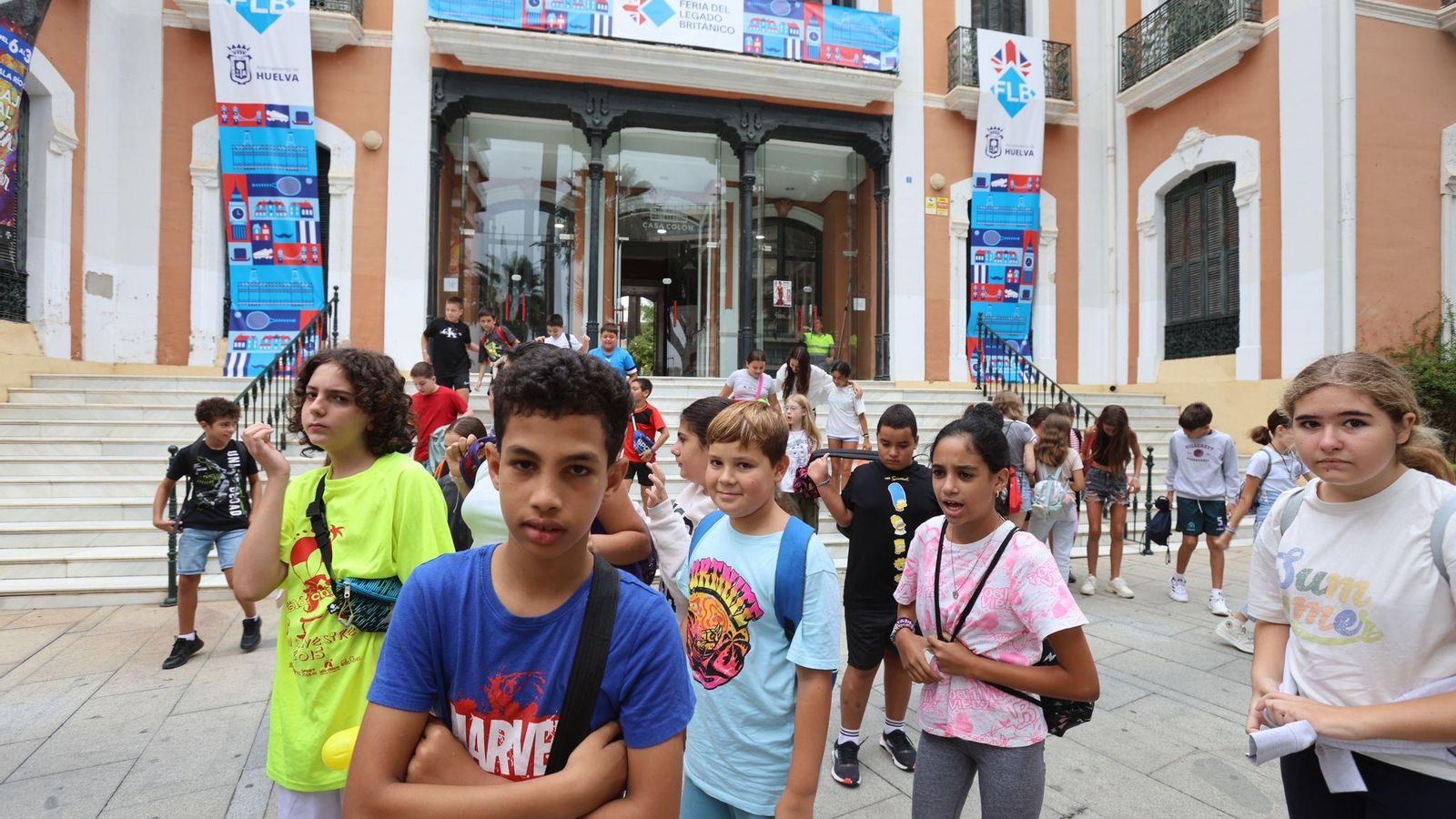 Niños en los talleres escolares en la Casa Colón. Niños en los talleres escolares en la Casa Colón.