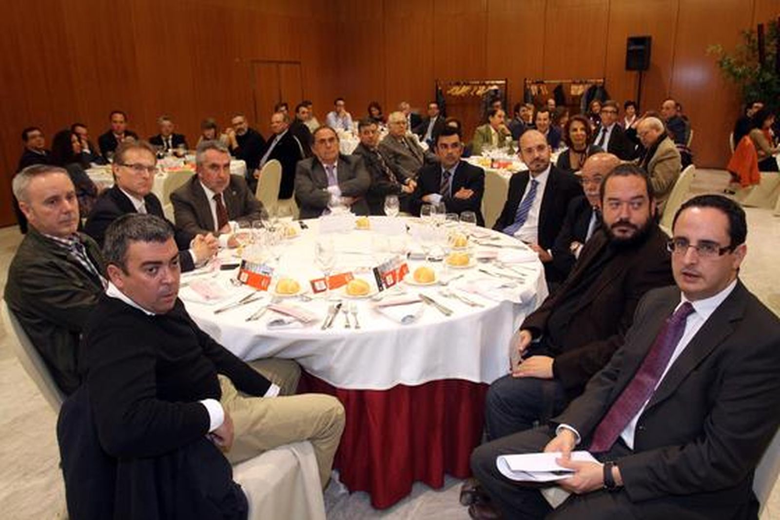 J. Jiménez; A. Moreno; José Sánchez y Francisco Muñoz, alcaldes de Álora y Torrox; A. Ortiz; Francisco Rodríguez; Jorge Gallardo; P. Candel; Pablo Bujalance y José M. Blanco. 

Foto: S. Camacho· Migue Fernandez