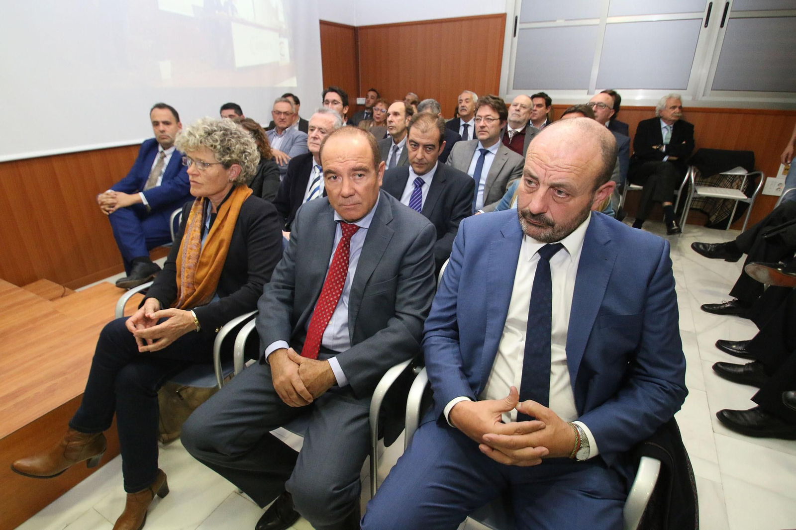 Fotogalería de la toma de posesión de Jerónimo Pérez como presidente de la Cámara de Comercio