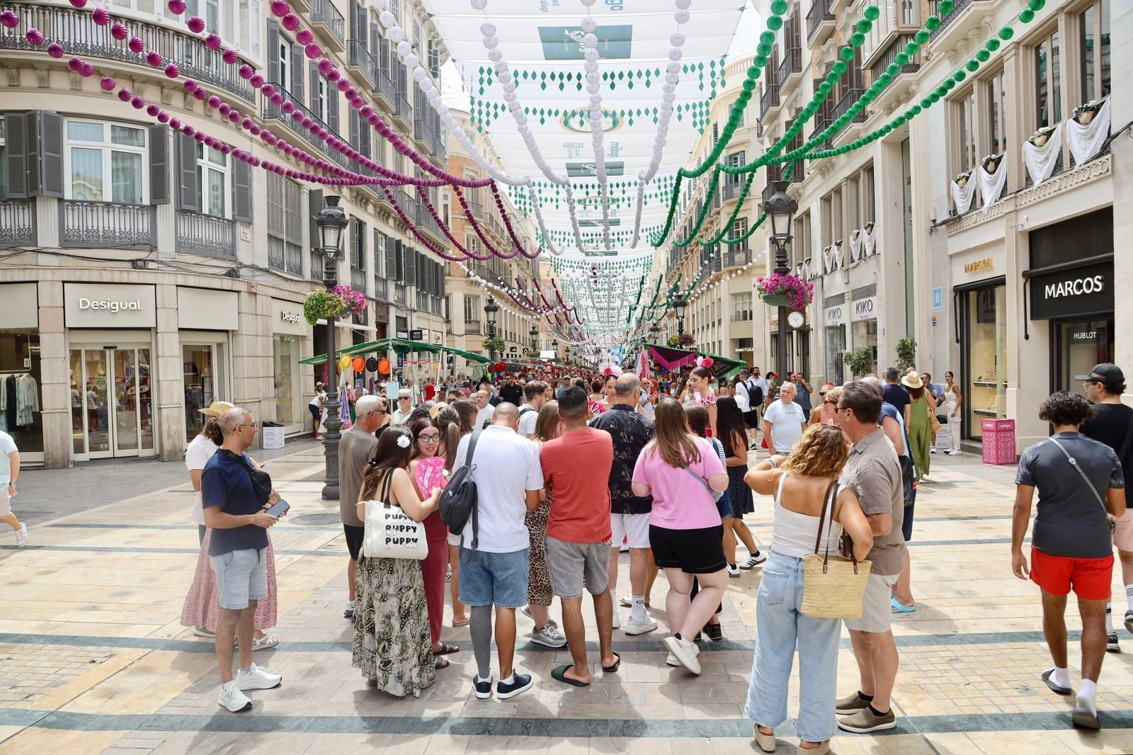 El Centro de Málaga durante los días de Feria.