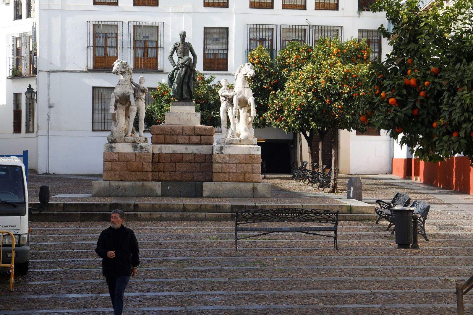 Plaza de los Condes de Priego, donde se produjo la caída.