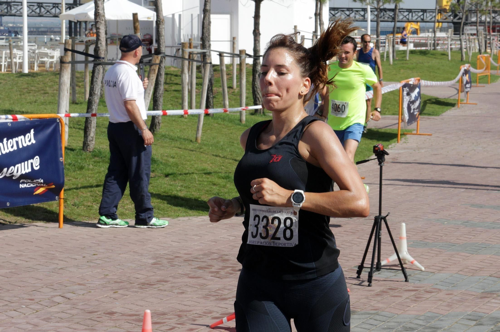 Imágenes de la Carrera Solidaria Ruta 091 organizada por la Policía Nacional