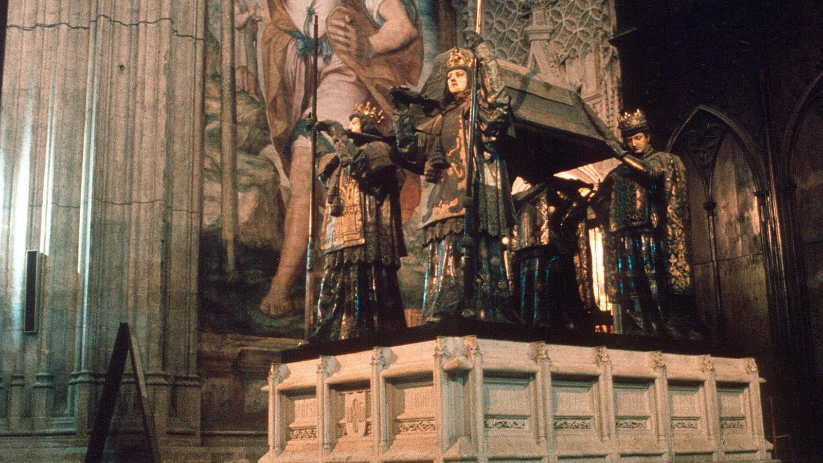La tumba de Cristóbal Colón en la Catedral de Sevilla.