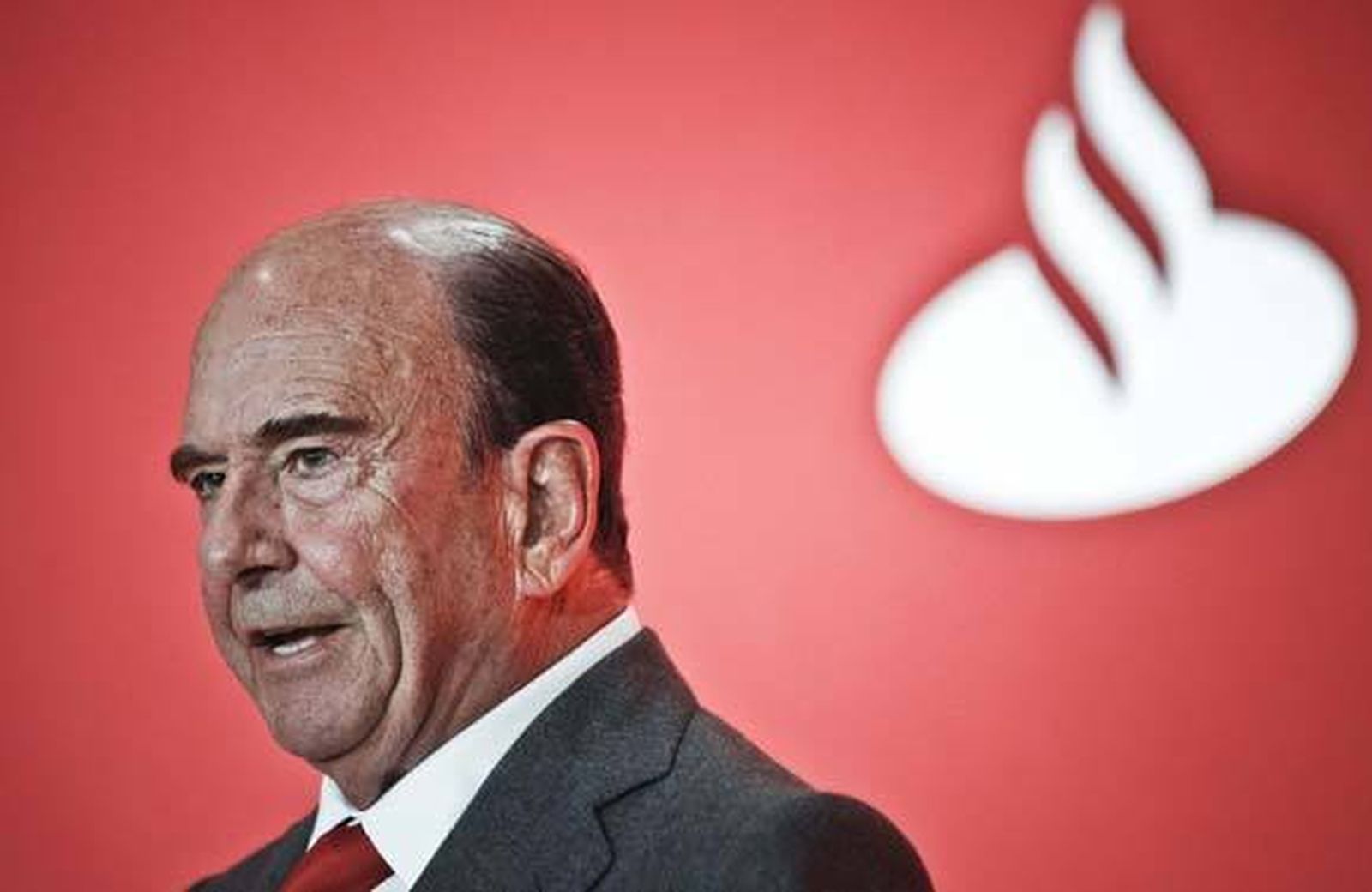Emilio Botín percibió 3,05 millones de euros en 2013