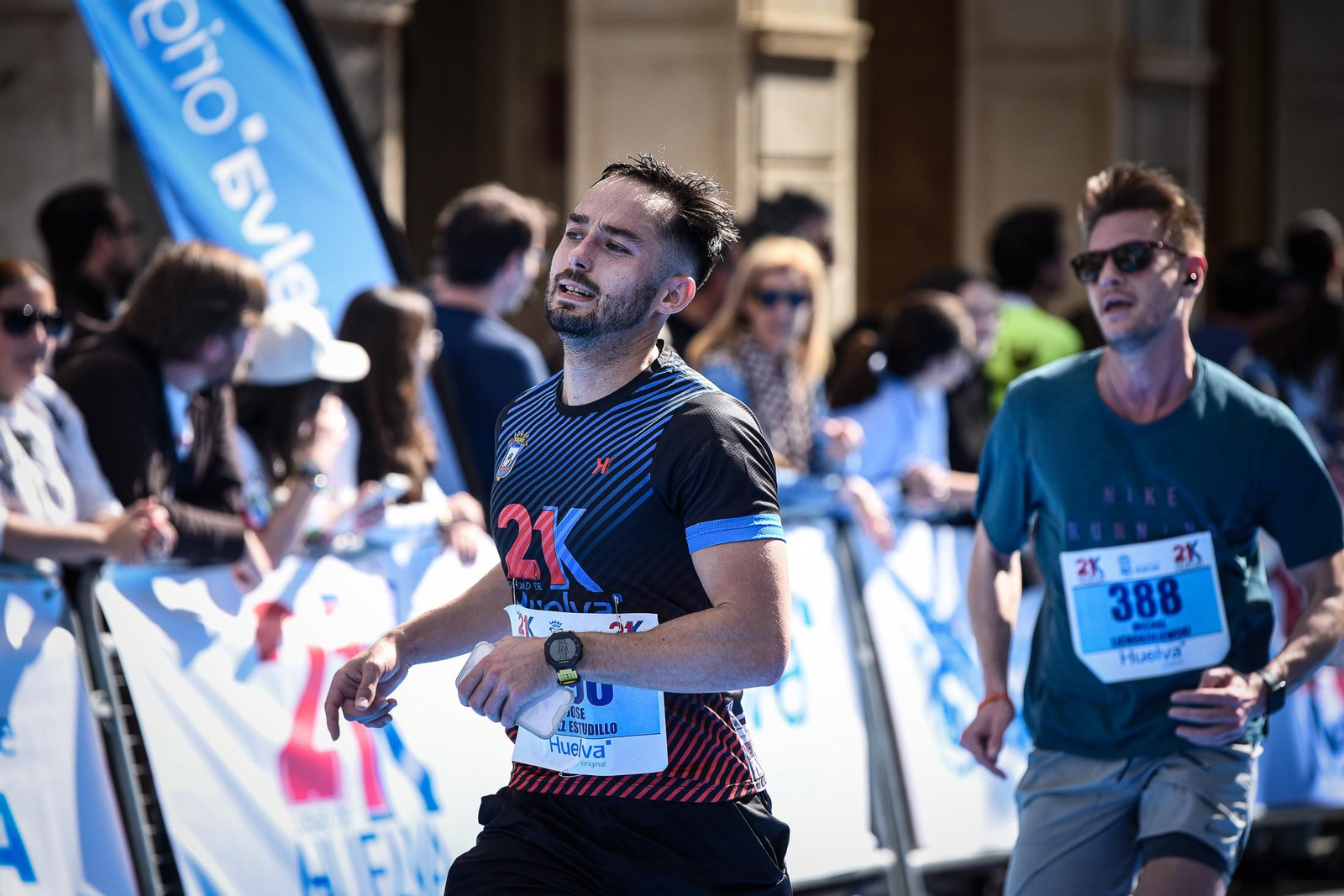 Imágenes de la carrera 21K en Huelva