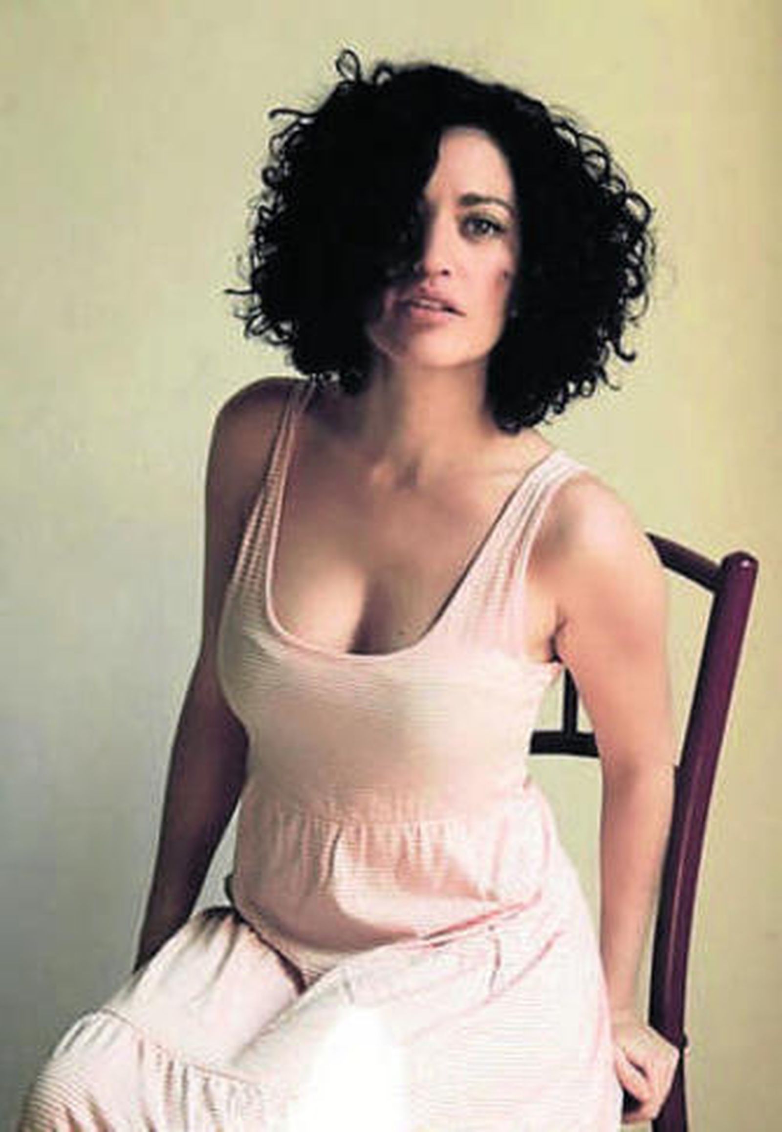 Elena Gadel actúa mañana en Década