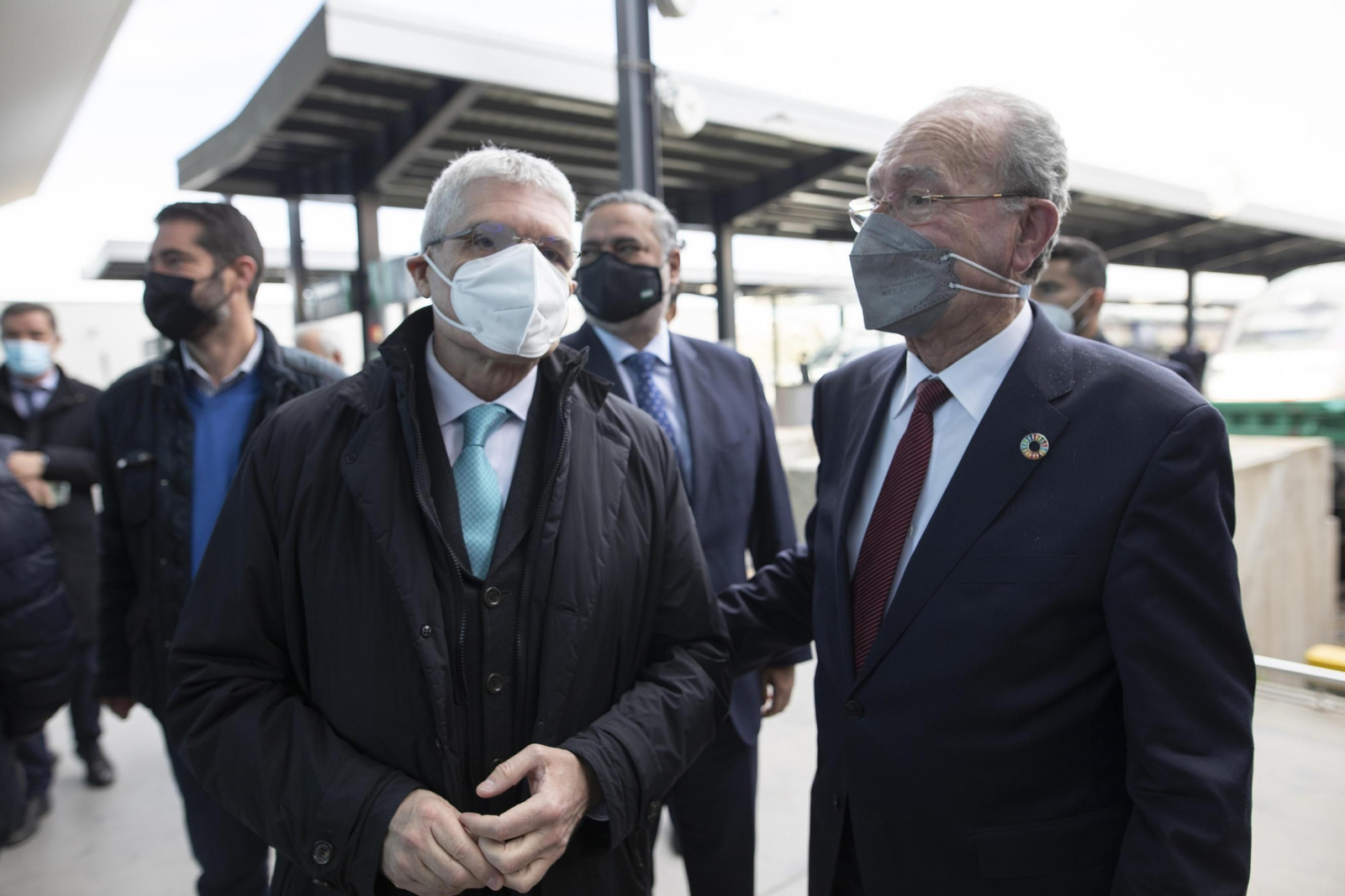 El primer viaje del AVE entre Málaga y Granada, en imágenes