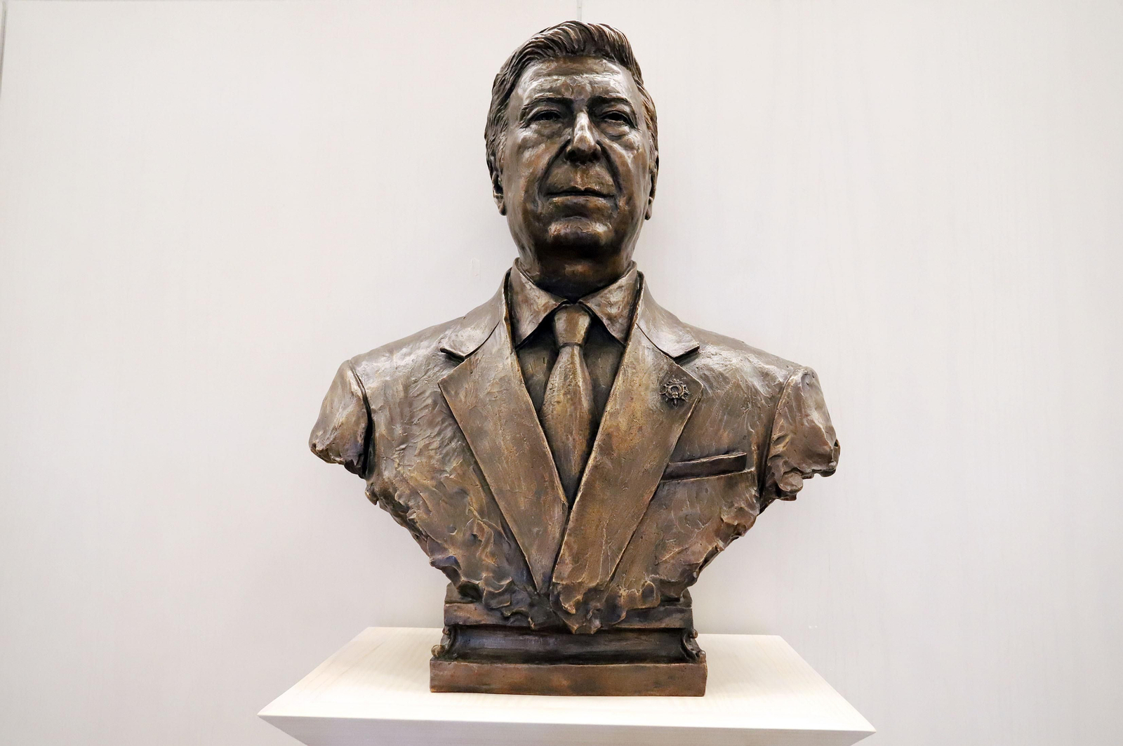 Acto homenaje a Don José Luis García Palacios en la Caja Rural del Sur, en imágenes