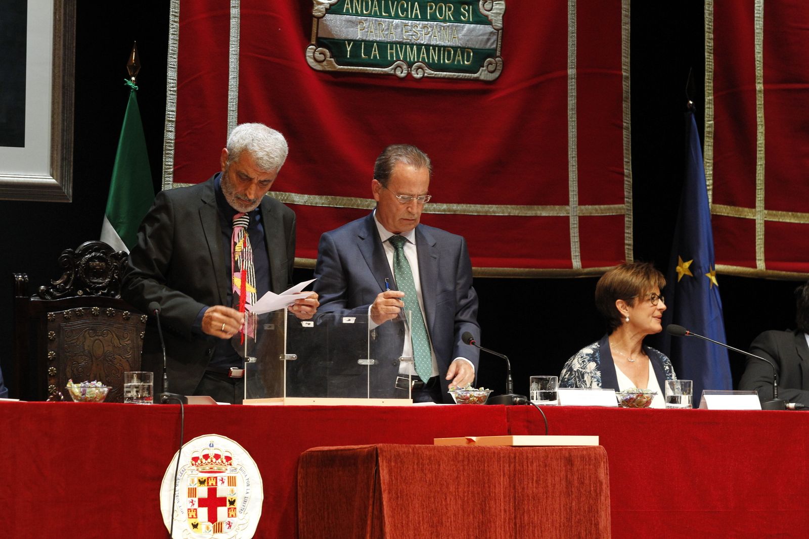 Fotogalería Pleno Constitución Ayuntamiento de Almería