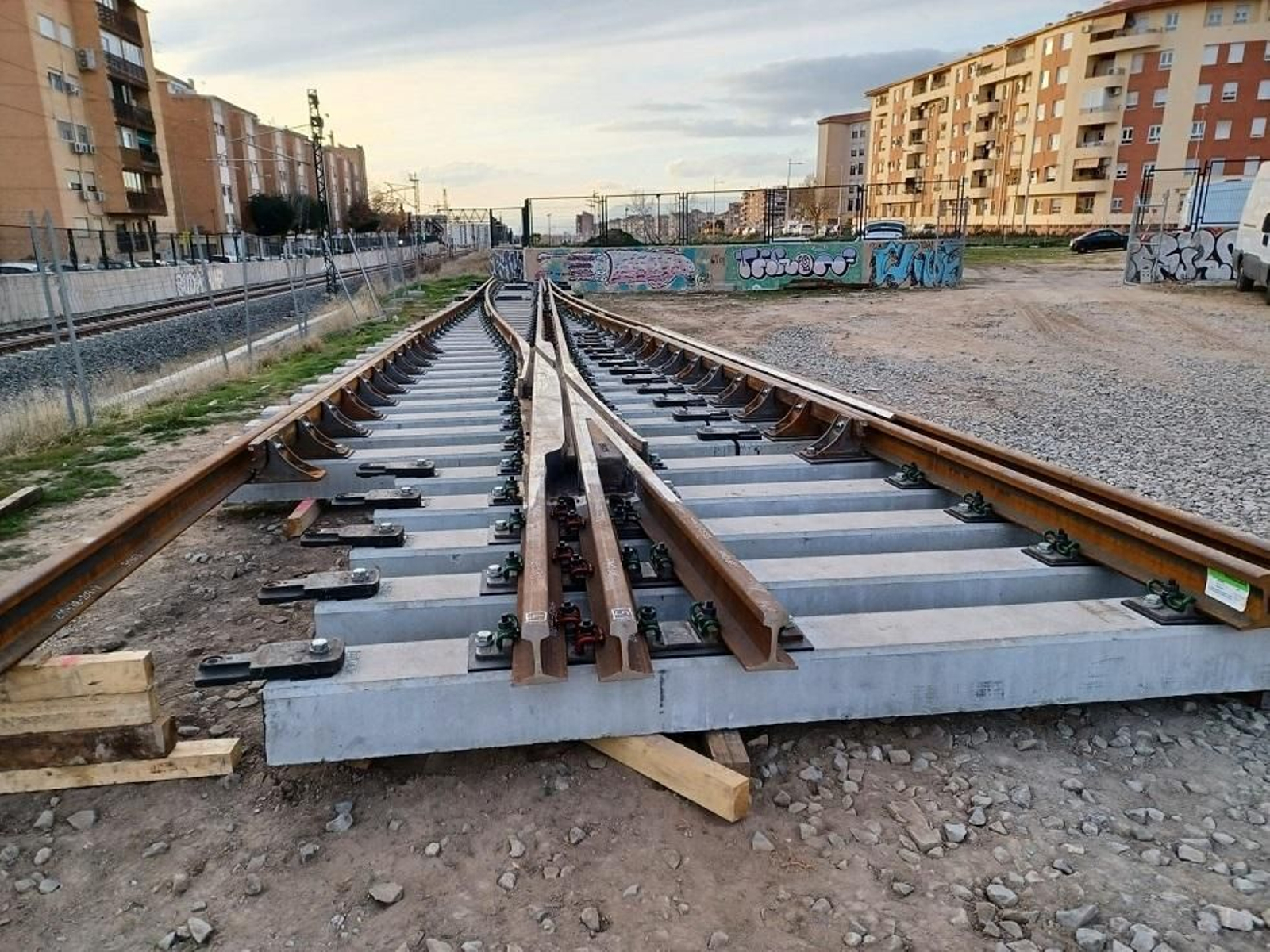 Adif avanza en la recta final para la puesta en servicio del cambiador de ancho de Granada Adif avanza en la recta final para la puesta en servicio del cambiador de ancho de Granada