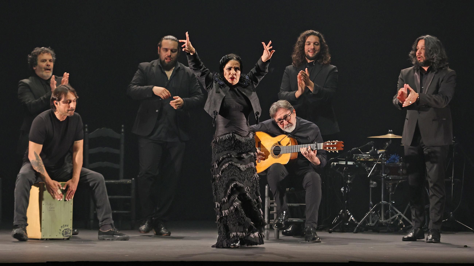 Eva Yerbabuena con 'Yerbagüena (oscuro brillante)' en el Festival de Jerez