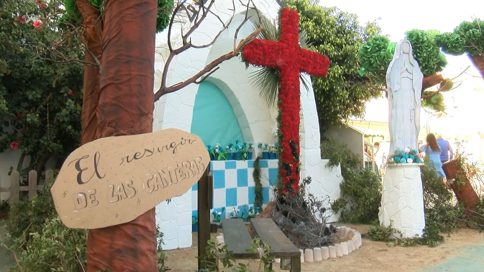 Cruz de mayo del Colegio Juan Pablo II