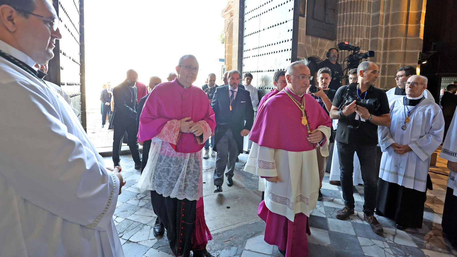 Las imágenes de la coronación de la Virgen de la Estrella en la Catedral.
