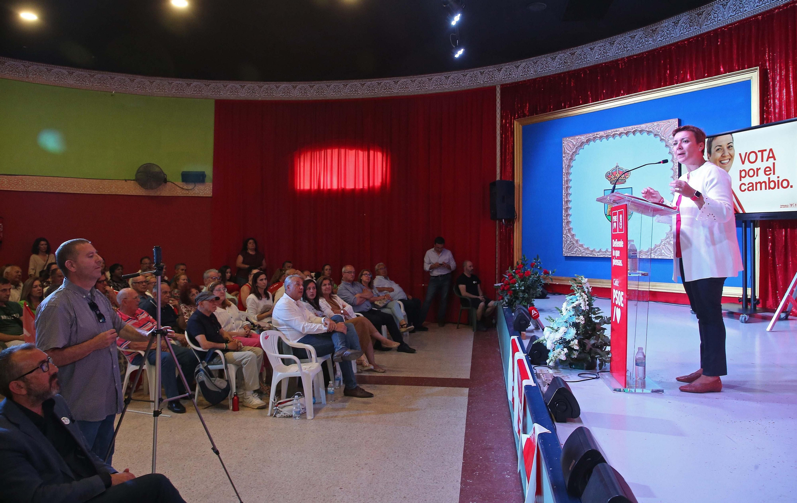 Fotos de la presentación de la candidatura de Gemma Araujo a la Alcaldía de La Línea