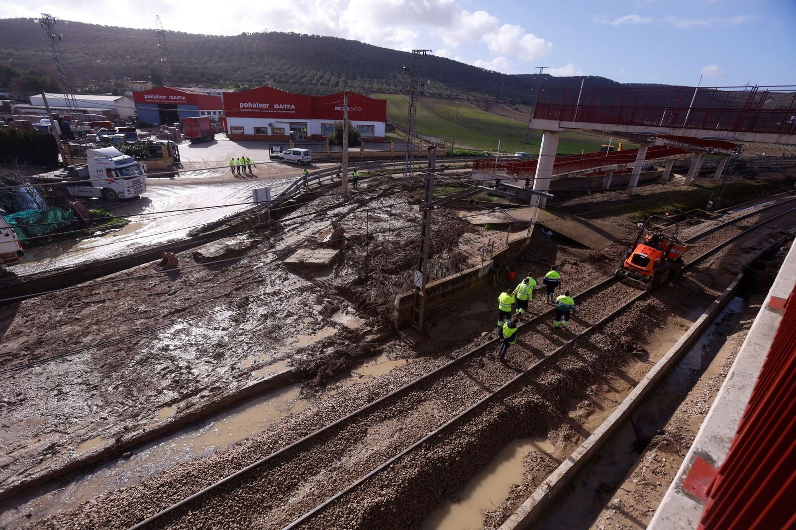 Caída de un muro de contención en la vía de tren de Villa del Río el pasado 23 de enero