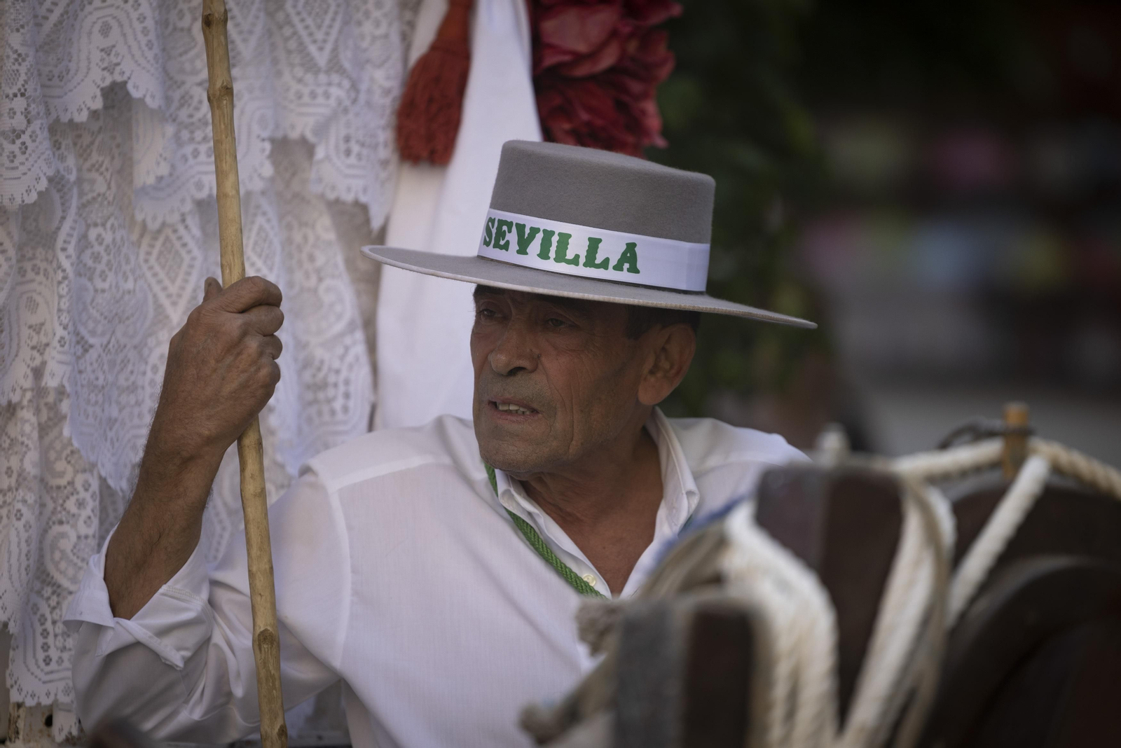 Las imágenes de la salida de la Hermandad del Rocío de Sevilla