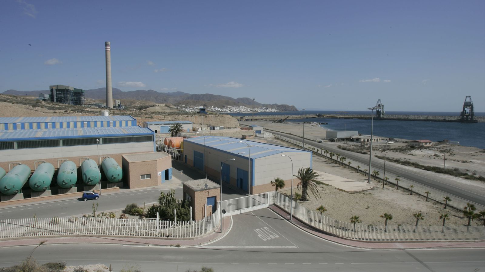 Desaladora de Carboneras, de la que depende el campo nijareño.
