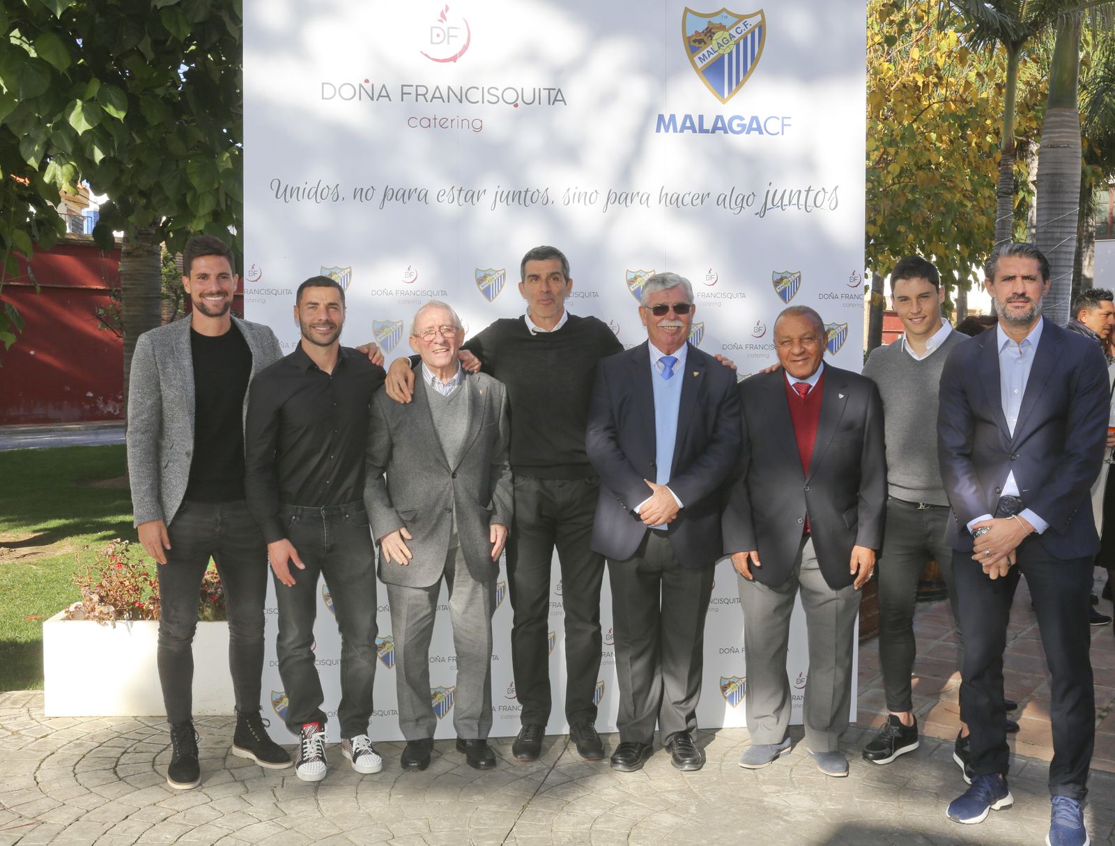 Los capitanes del Málaga, los consejeros consultivos, Muñiz y Caminero.