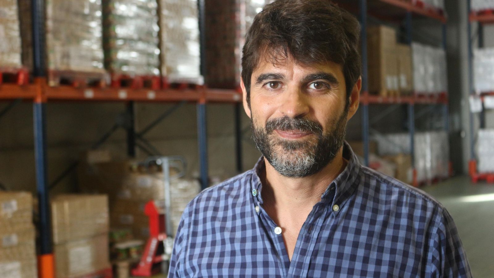 Óscar Vías. Coordinador de Voluntariado y Empleo del Banco de Alimentos de Cádiz Óscar Vías. Coordinador de Voluntariado y Empleo del Banco de Alimentos de Cádiz