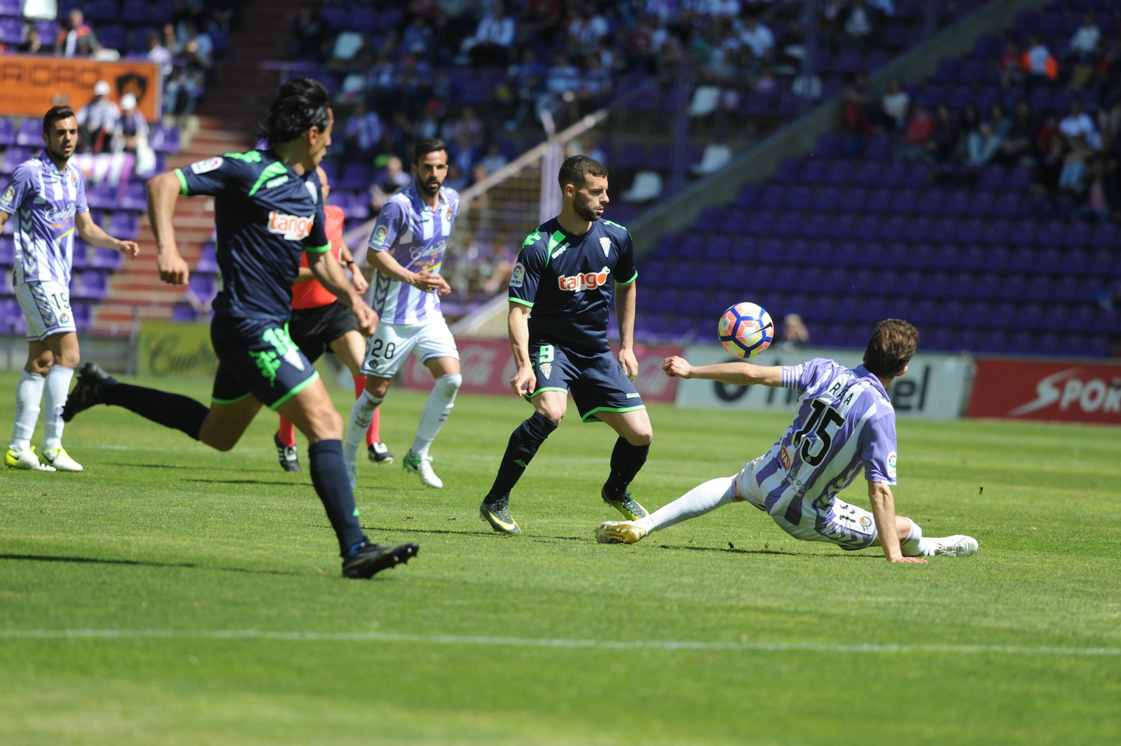 El Valladolid-Córdoba CF, en imágenes