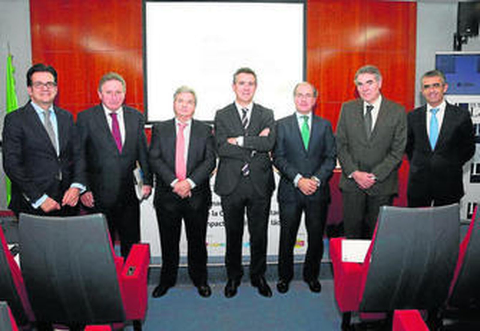 Ignacio García, Ramón Artime, Fernando Burgaz, Eduardo Baamonde, Luis Calabozo, Jerónimo Molina y Roberto García.
