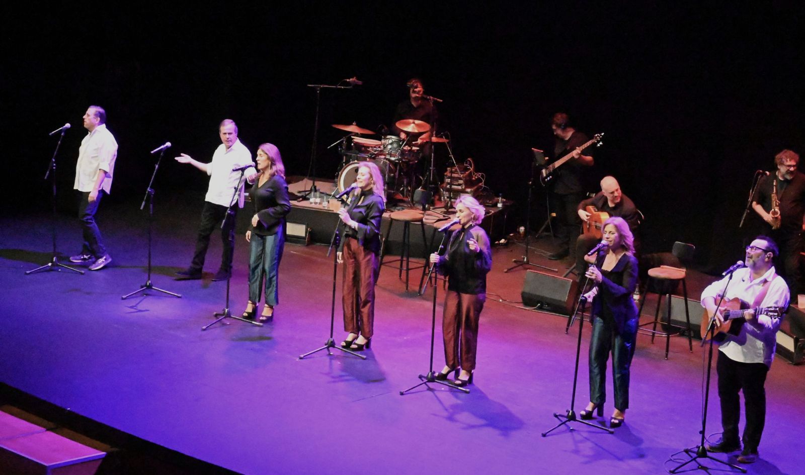 Siempre Así ofreció un repertorio muy conocido por todo el público.