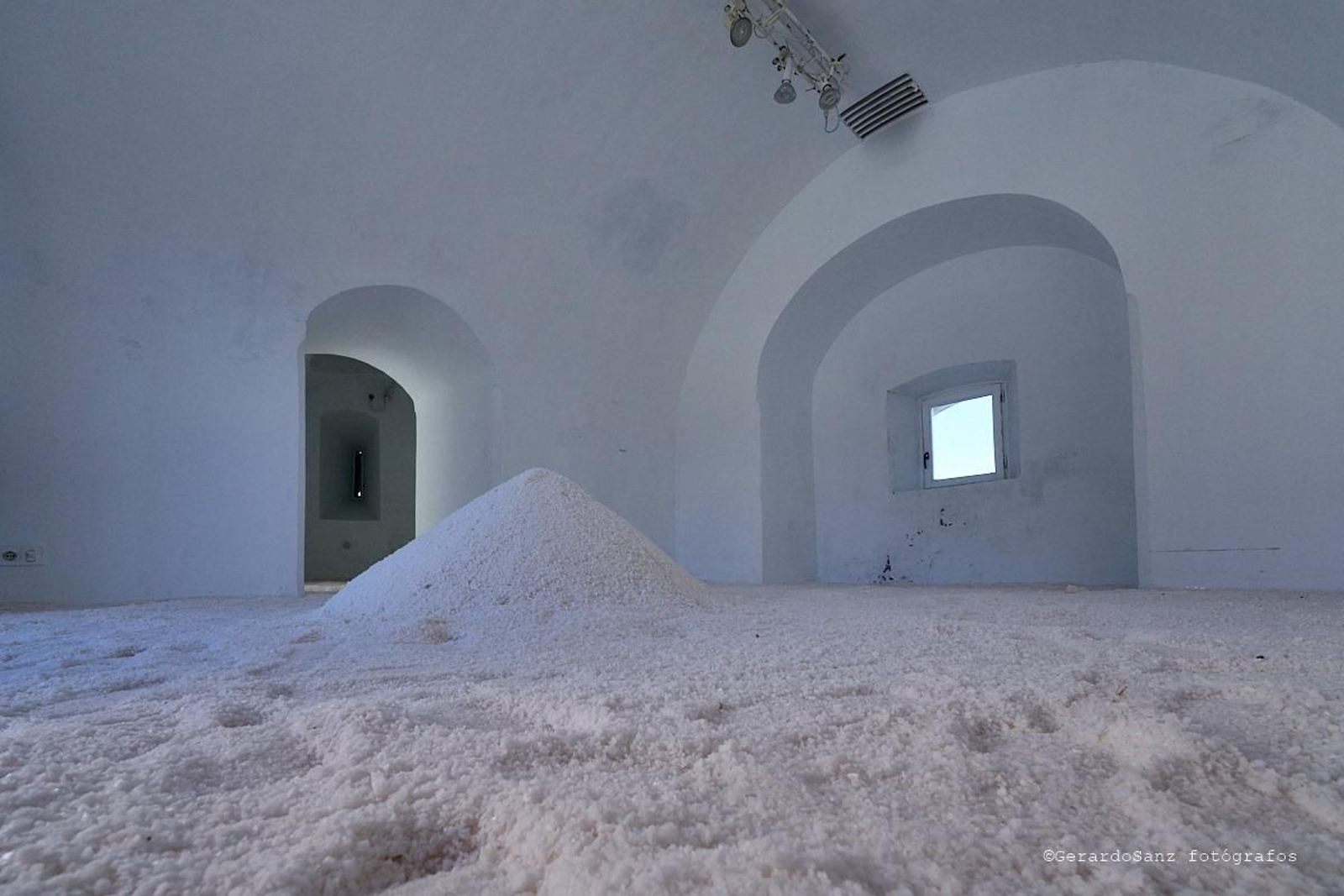 Una imagen de 'Esculpir el silencio' de Tamara Cubas en el Baluarte de la Candelaria.