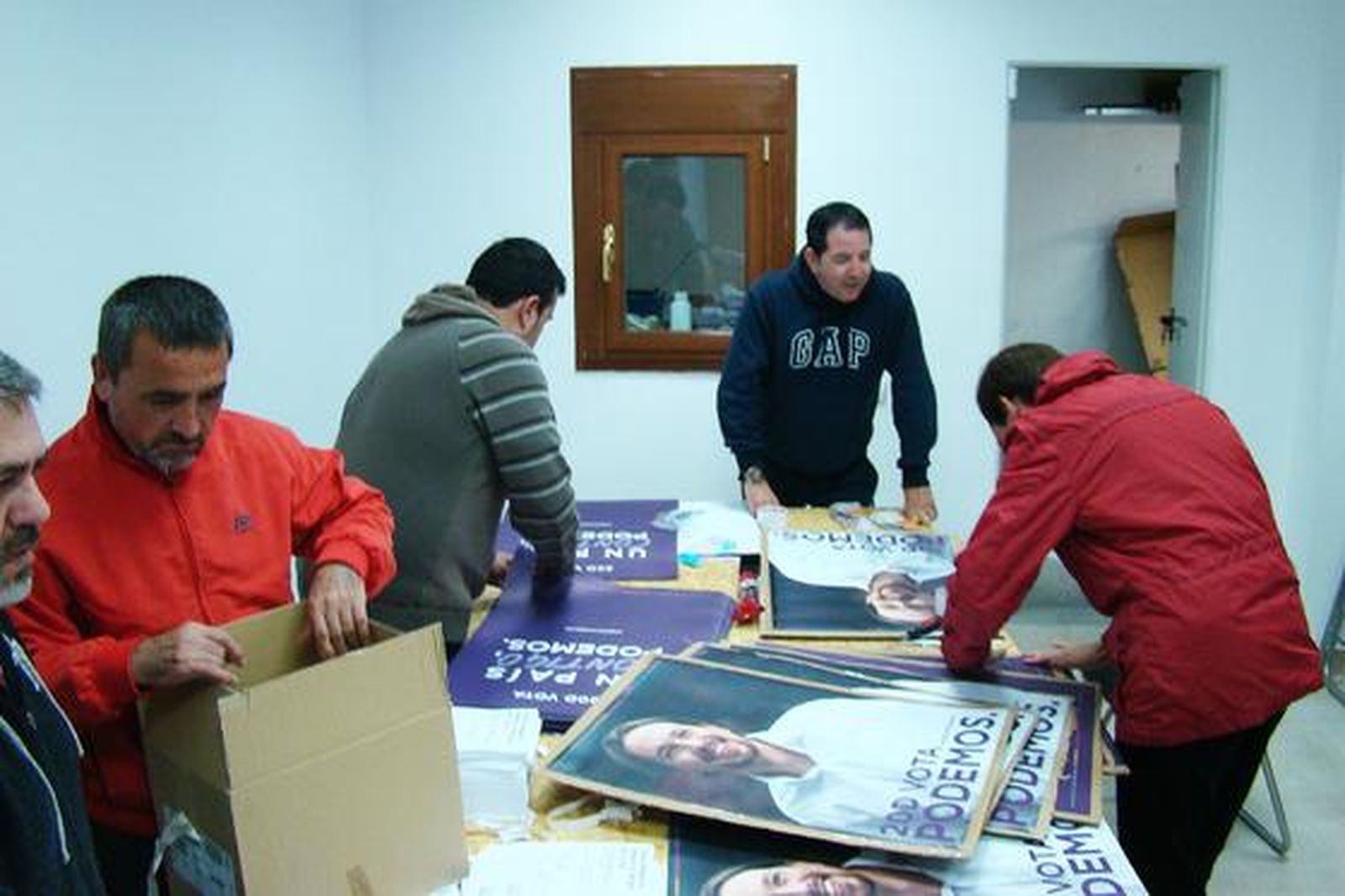 Foto: Javier Albi? / Jorge Zapata / EFE / Mariano Cieza Moreno / Elvira Urquijo A. / Fernando Alvarado