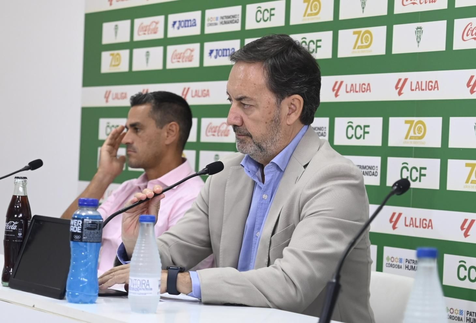 Las mejores fotos de la presentación de Jude Soonsup-Bell con el Córdoba CF