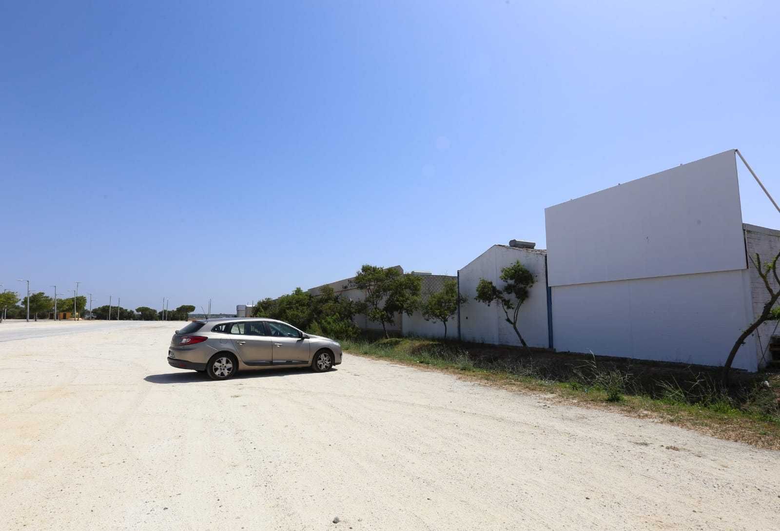 Zona en la que se proyectará este viernes la primera de las películas del autocine en el recinto ferial.