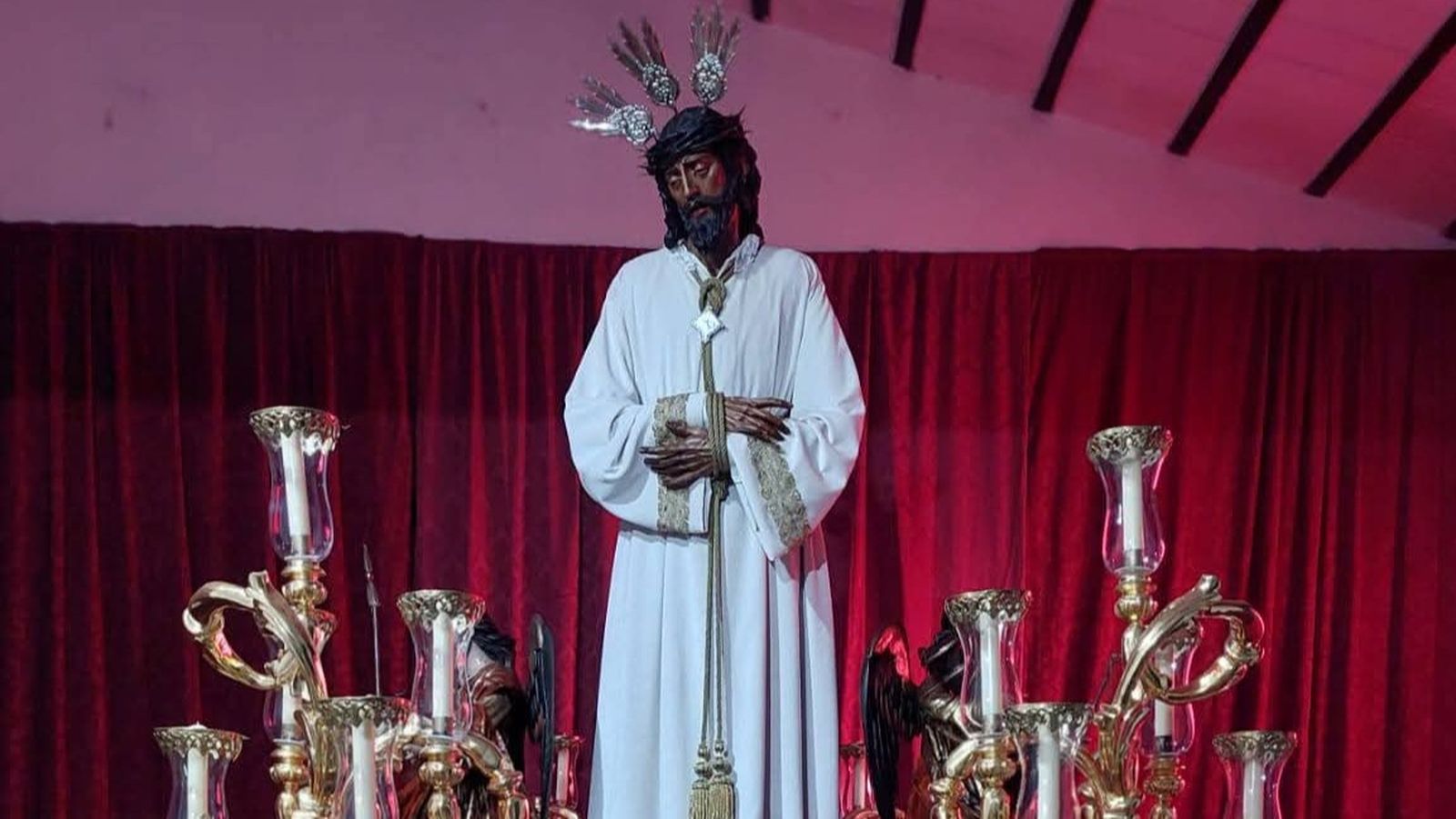 El Señor de la Sangre, en el paso para el vía crucis de este sábado.