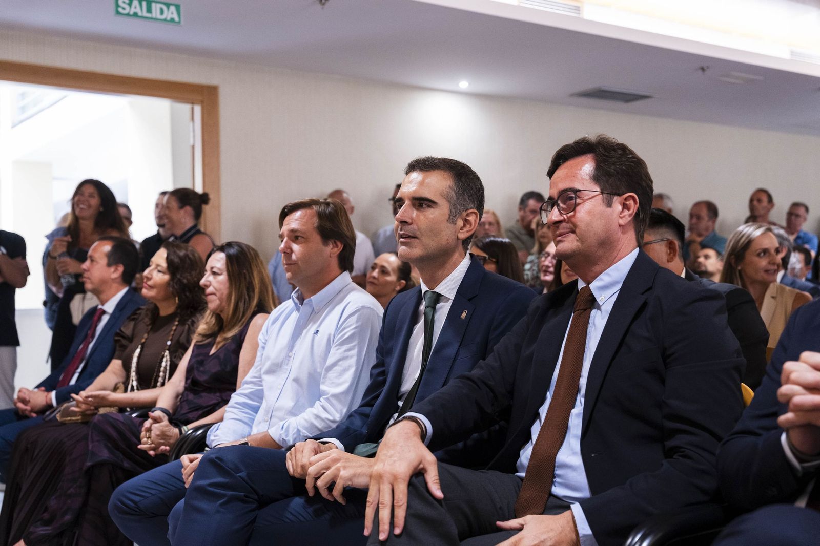 Julia Ibáñez toma posesión como nueva alcaldesa de El Ejido, en imágenes