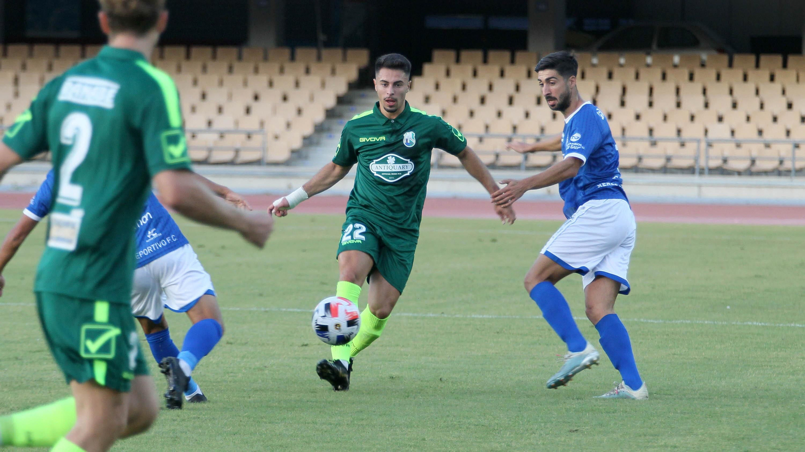 Daniel Lainez, en el partido que el Rota disputó en Chapín contra el Xerez DFC.