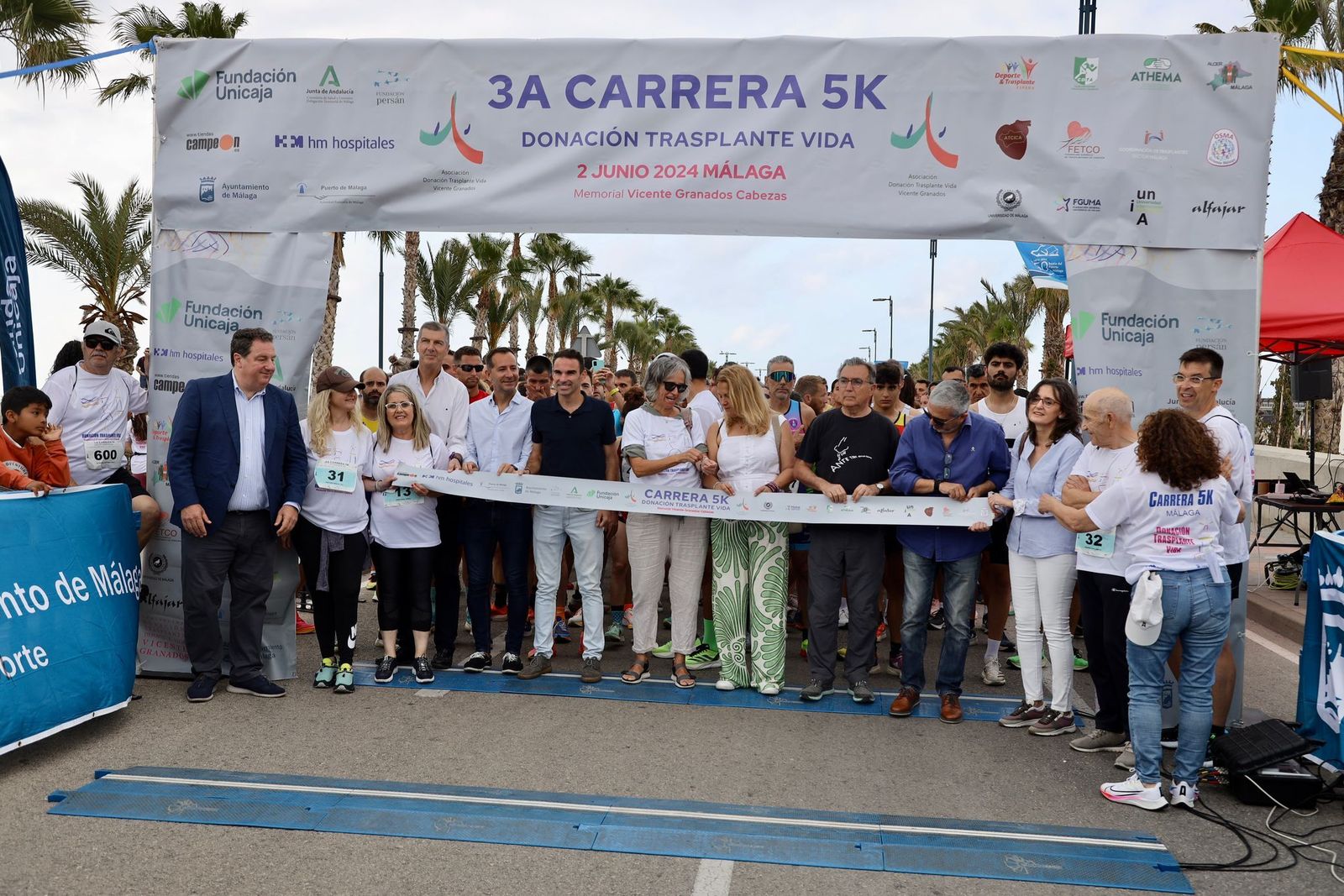 Las fotos de la 3ª carrera solidaria Memorial Vicente Granados en Málaga