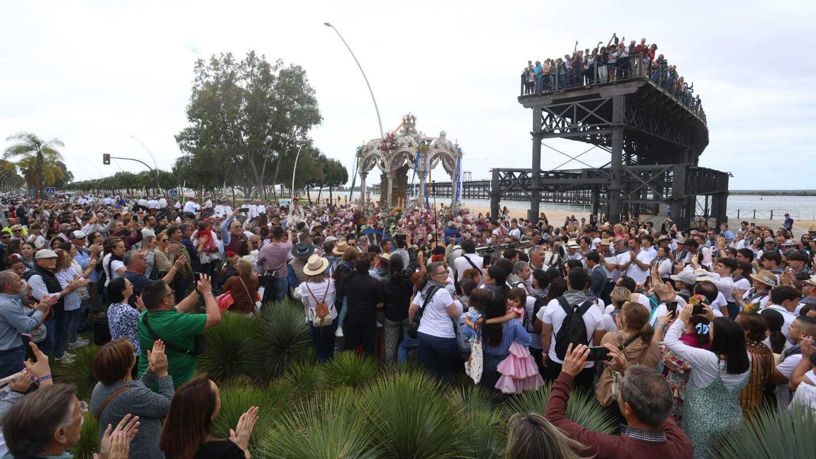 La Hermandad de Huelva se despide de la ciudad.