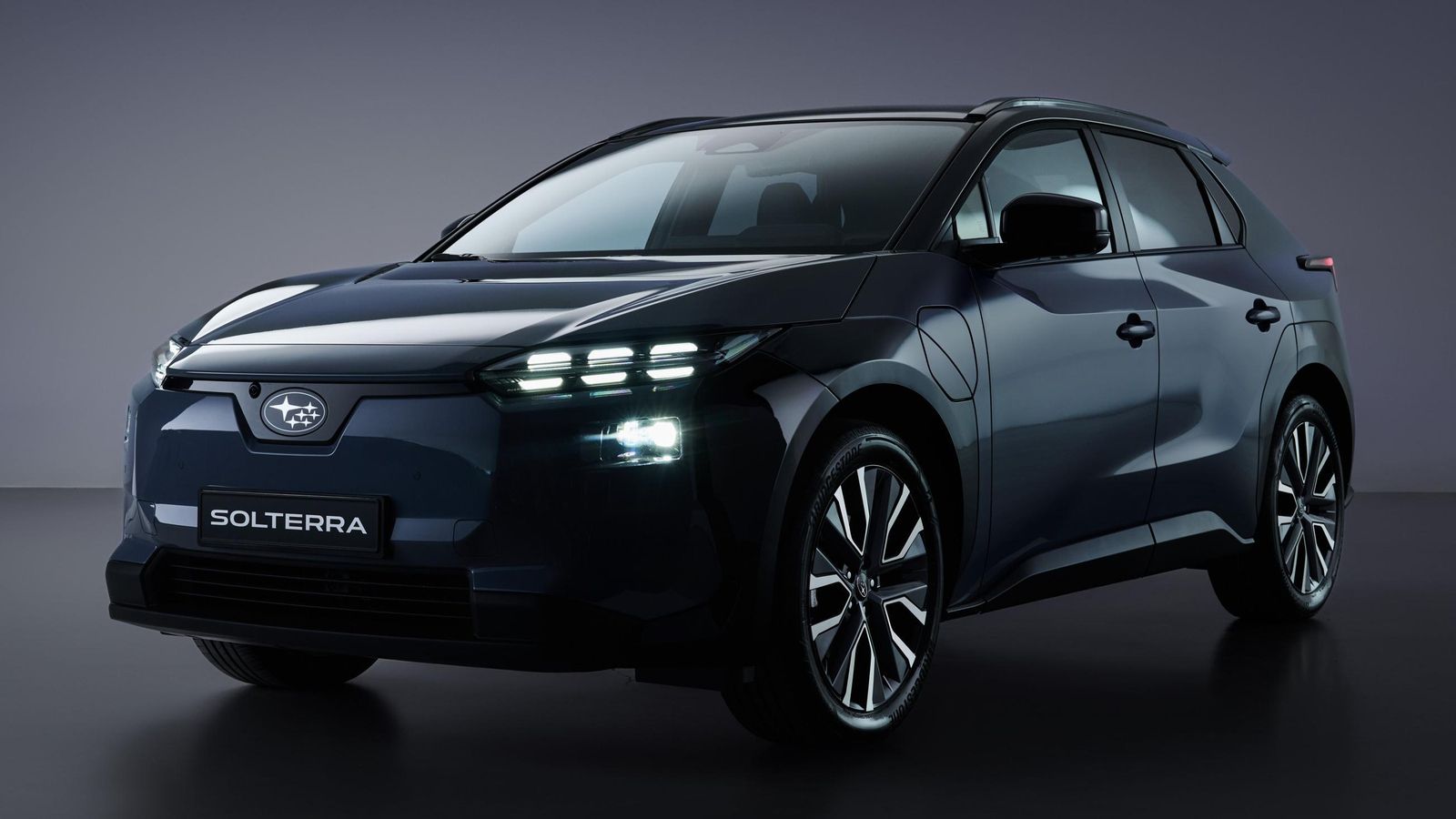 El aspecto del Solterra difiere del hasta ahora comercializado por el distinto frontal, fundamentalmente.