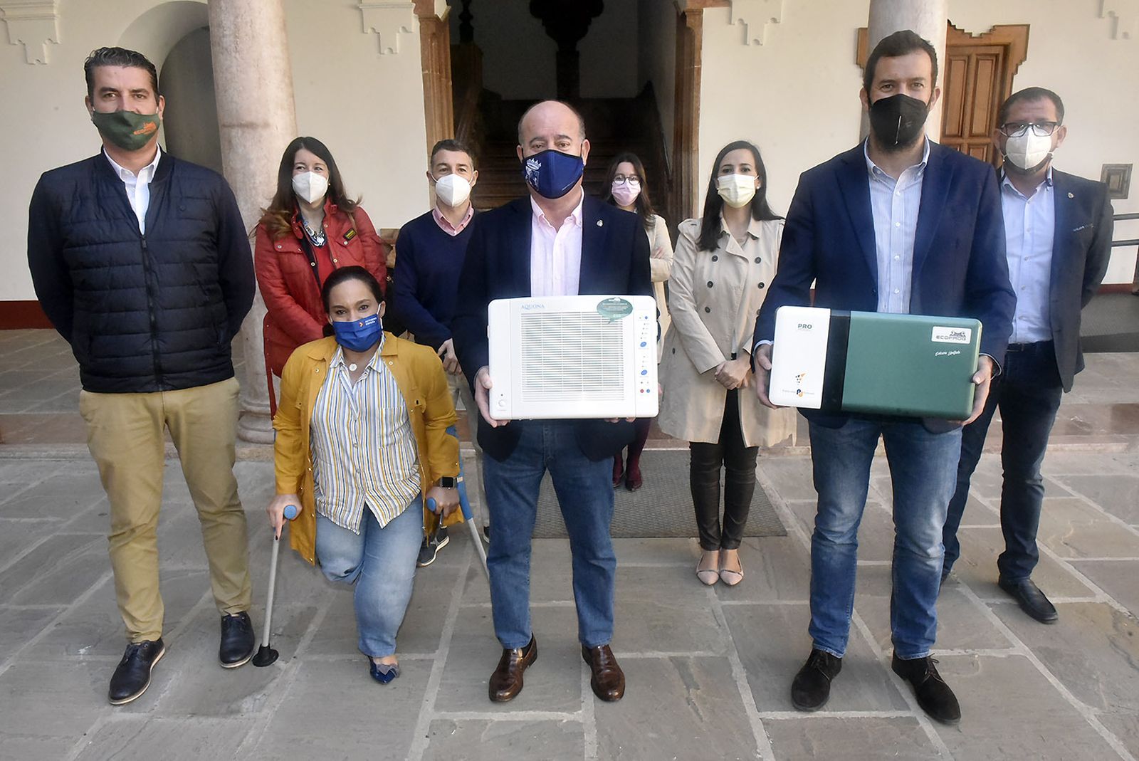 Presentación de los nuevos equipos de purificación para los colegios.