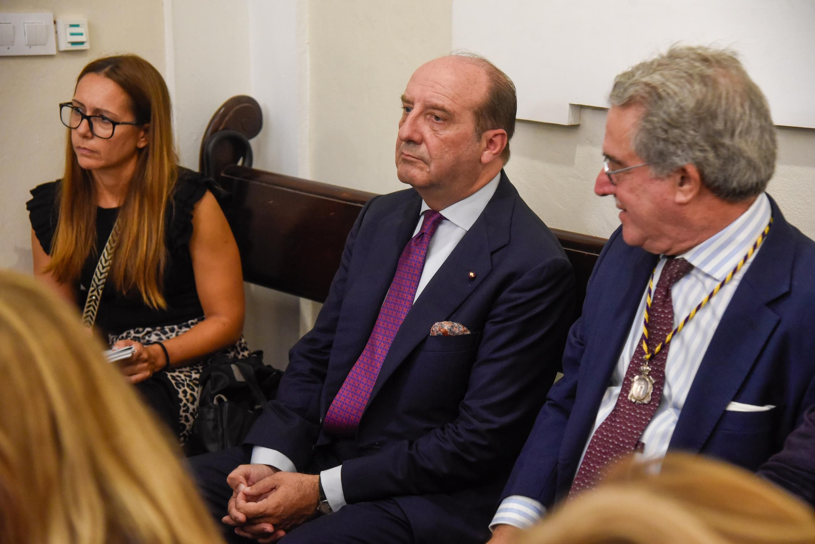 La Academia de Medicina de Sevilla recepciona a tres nuevos académicos correspondientes