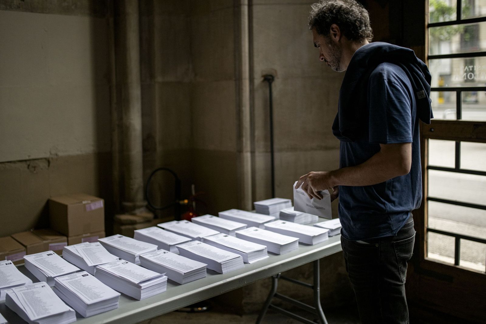Las fotos de la jornada electoral en Cataluña