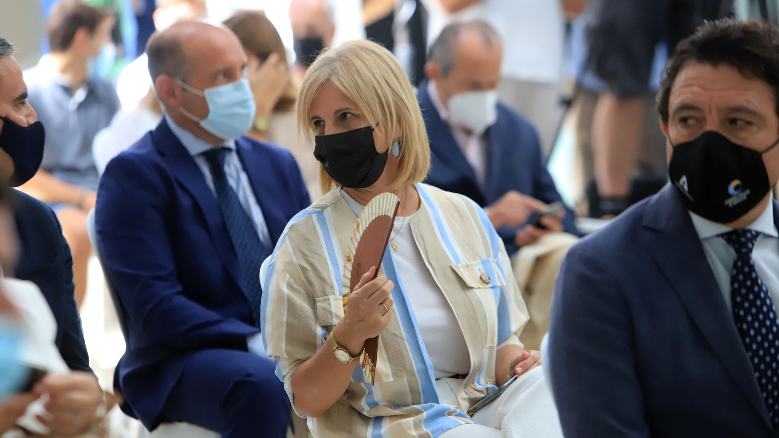 Juanma Moreno asiste a la clausura de la asamblea de Asaja en Jerez
