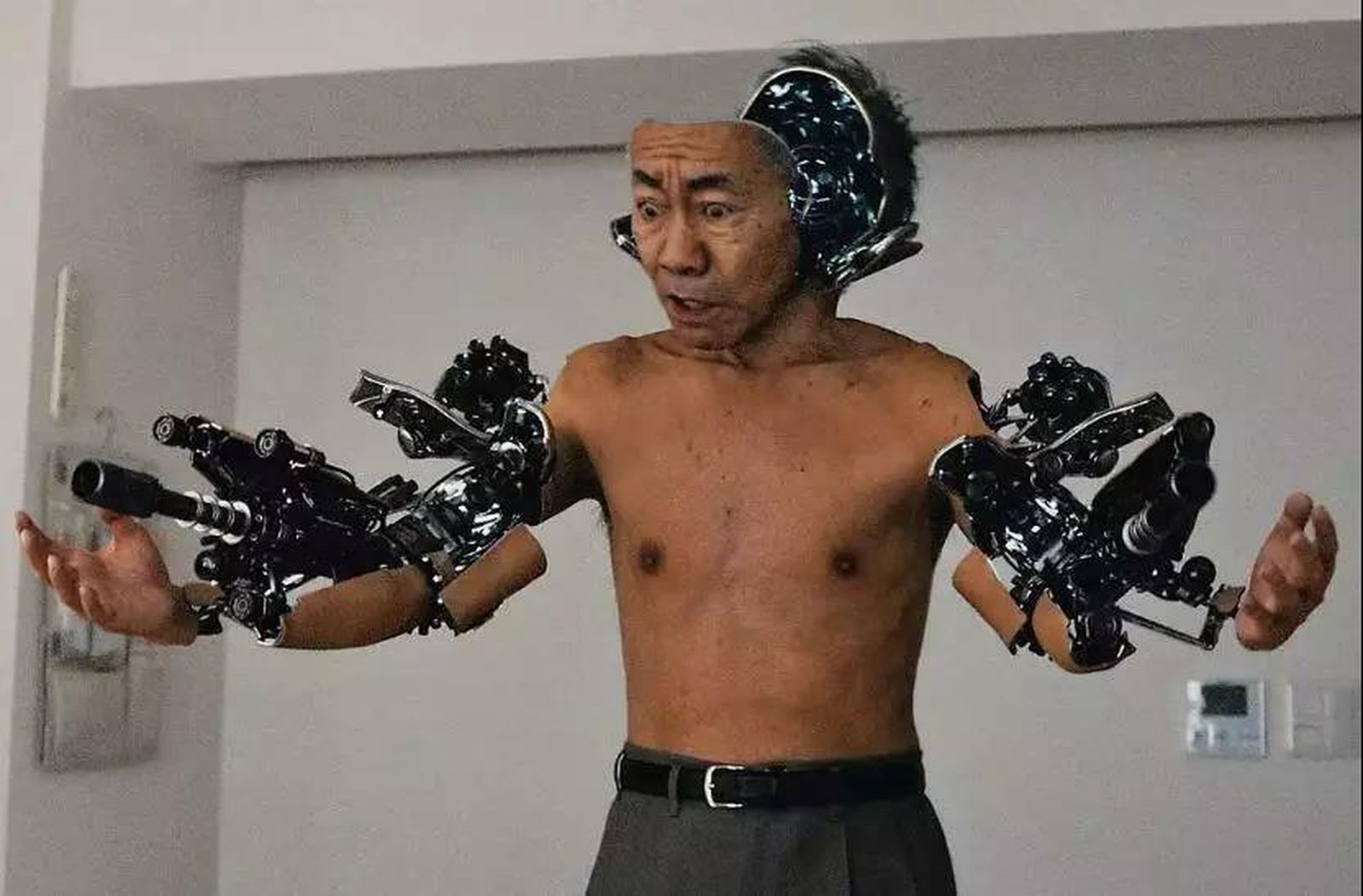 Una imagen de 'Inuyashiki', de Shinsuke Sato.