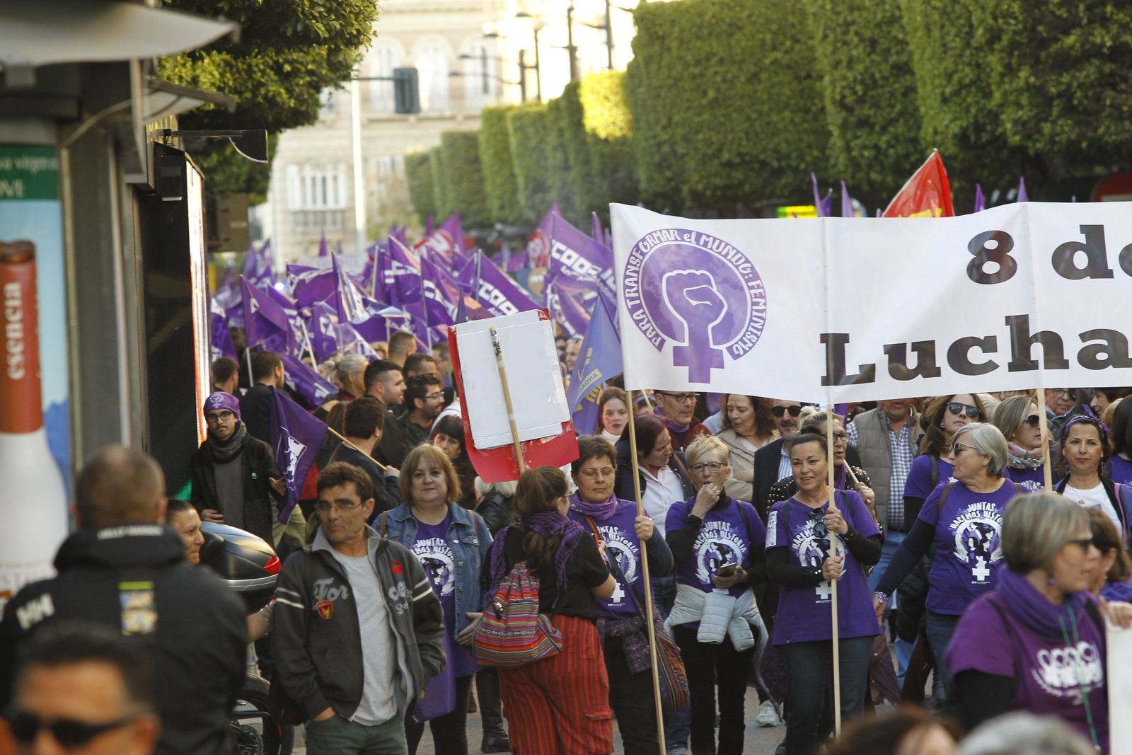 Fotogalería manifestación Día Internacional de la Mujer