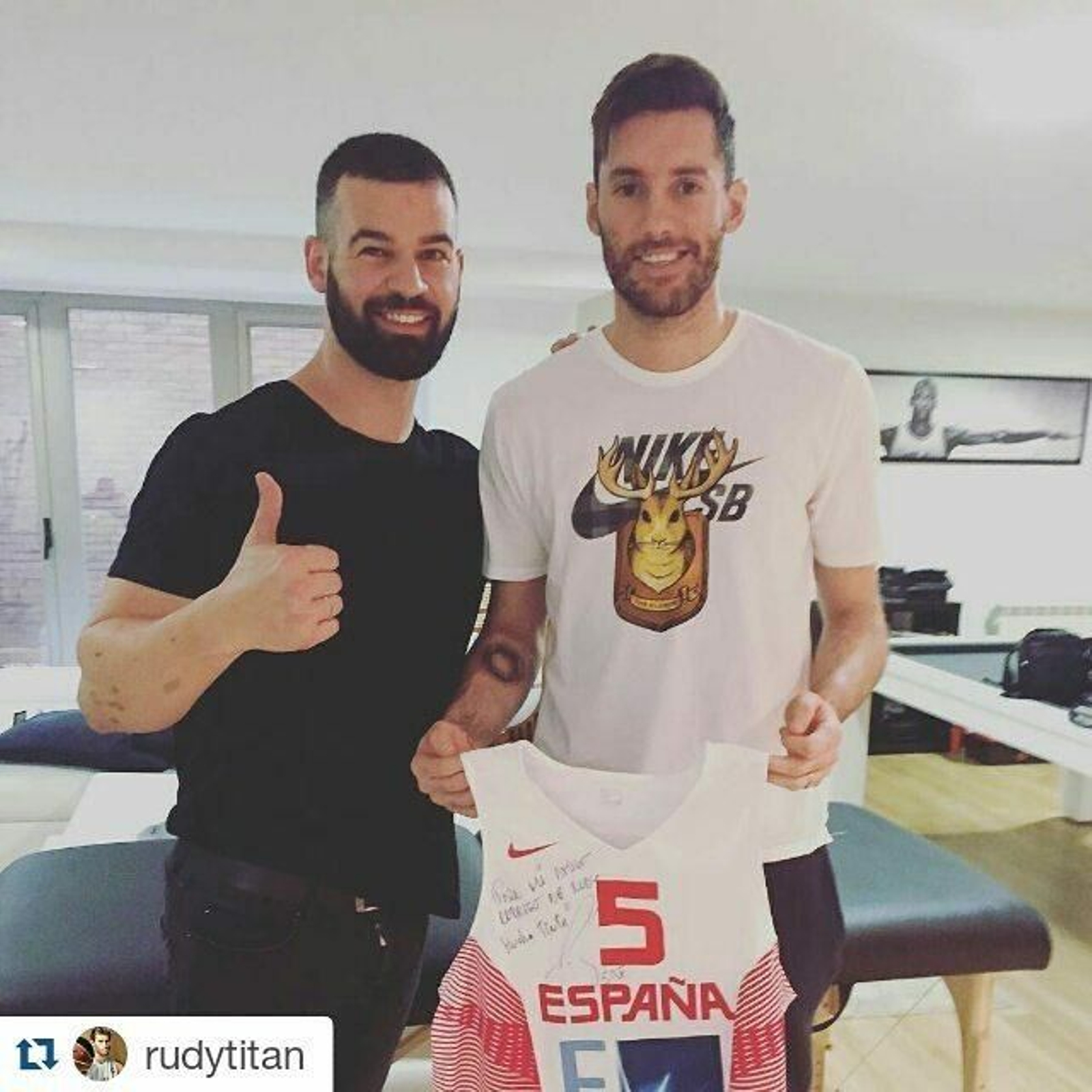 El tatuador de los famosos