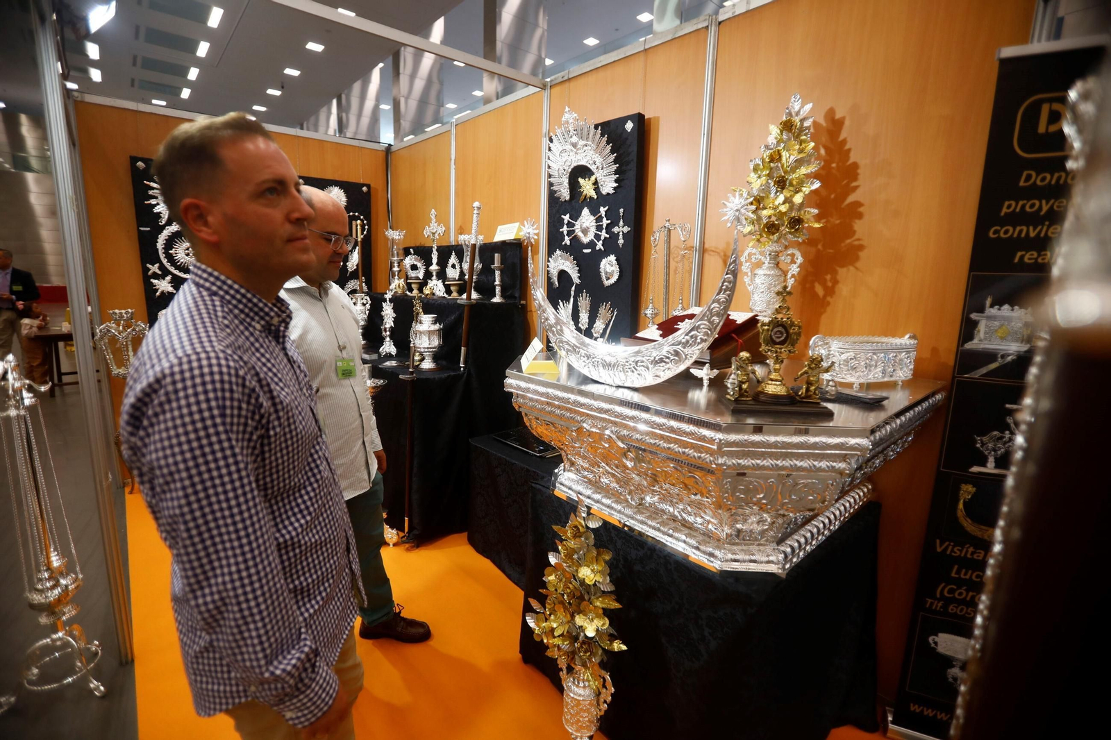 Las imágenes del I Salón del Emprendimiento Cofrade de Córdoba