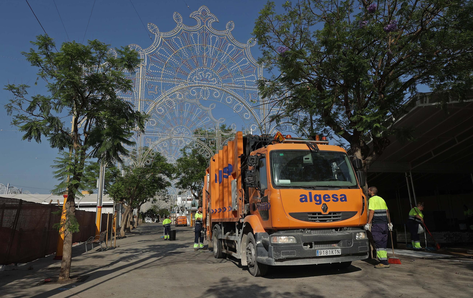 Fotos del desmontaje de la Feria Real de Algeciras