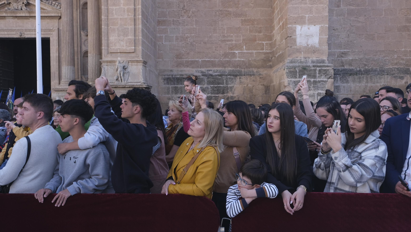 La procesión de Prendimiento en Almería, en imágenes
