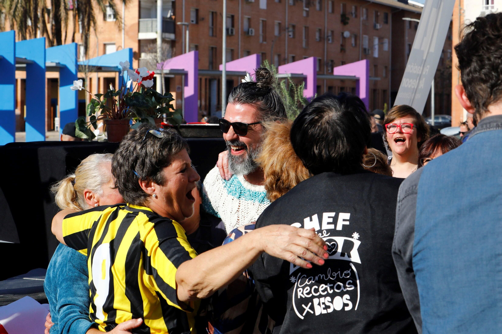 Así ha sido el perol gourmet celebrado en Las Palmeras de Córdoba, en imágenes